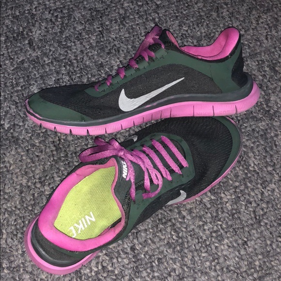 Nike Shoes - FINAL SALE Nike Running